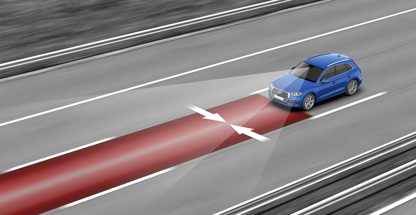 Audi S3 Sportback - Lane Change Assistance + Pre Sense Rear